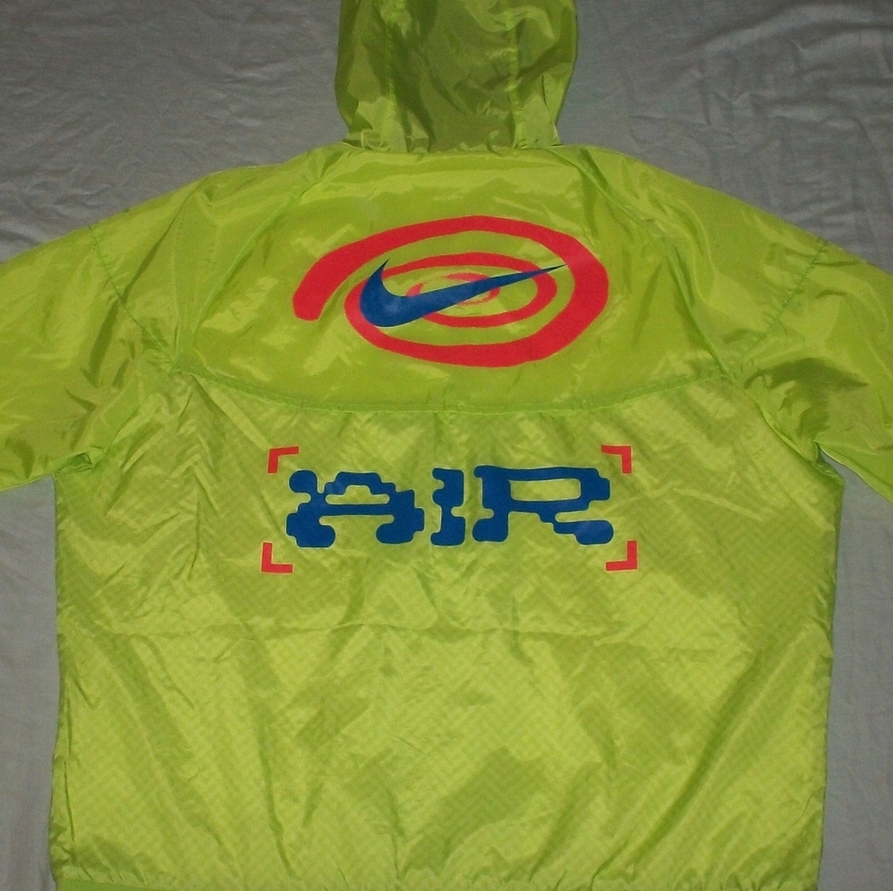 MENS NIKE WINDRUNNER JACKET XL